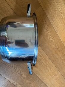 Velký hrnec 5,5 l bez poklice nerezový pro všechny druhy spo