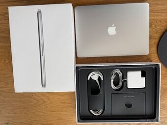 Apple MacBook Pro, Retina 13-inch, Early 2015