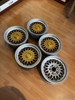 bmw e34 alu kola r15