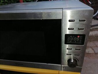 Mikrovlnka Sencor 800 Wattů