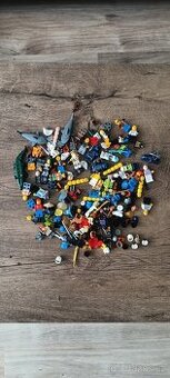 Lego minifigurky mix + přislušenství