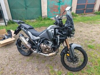 2023 Honda Africa Twin - havarovaná