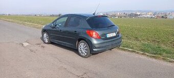 Peugeot 207,Motor 1.6HDi,66kw,Rok 2006