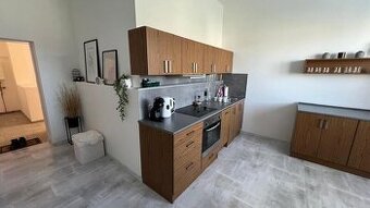 Pronájem bytu 2kk v centru města s možností pronájmu vlastní