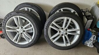 245/45 r19 4x Alu kola Tesla Model S