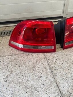 Levé zadní světle Touareg ll 7P