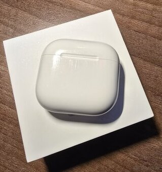 Apple AirPods 4 ANC - náhradní nabíjecí pouzdro/krabička