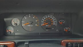 Jeep Grand Cherokee ZJ/ZG přístrojová deska