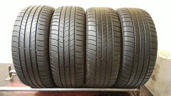 Bridgestone 215/55 R17 94V 2x4,5-5mm 2x3,5-4mm