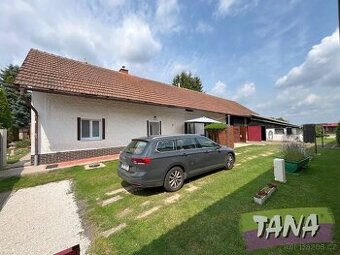 Prodej rodinného domu v Hořiněvsi, část Žíželeves