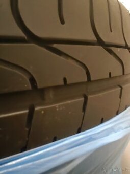 Letní pneu 245/45 R18 - 1