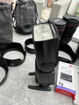 Sada Canon EOS 5D Mark II se 3 objektivy, dobrý až velmi dob