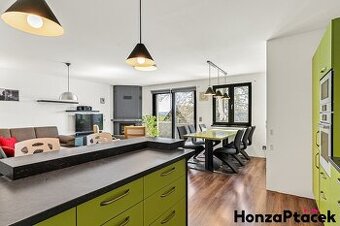 Prodej, rodinný dům Černé Voděrady, pozemek 1055m2