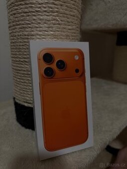 Apple iPhone 17 Pro 256GB oranžový