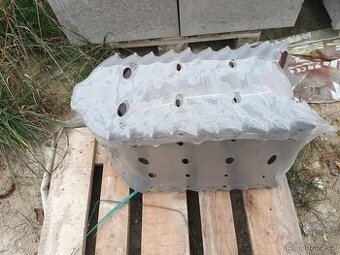 Prodám střešní doplňky z nerealizované garáže.