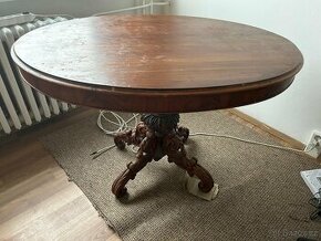 Stůl starožitnosti