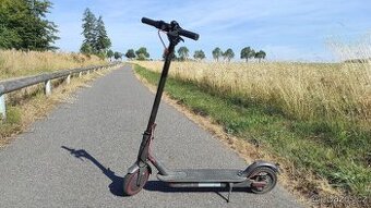 Elektrická koloběžka Xiaomi m365 PRO 