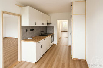 Pronájem bytu 4+1, 82 m2, Praha