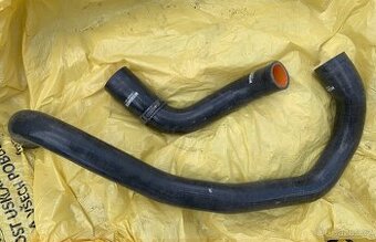 Silikonové hadice radiátoru Mishimoto MOP57-11BK