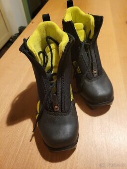 Fischer XJ Sprint vel.33 TOP stav