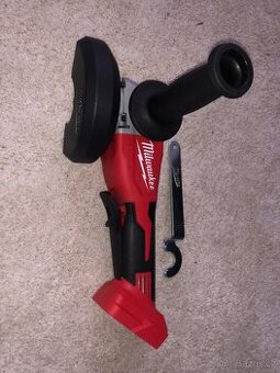 Úhlová bruska milwaukee