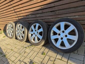 Mitsubishi 16 palců litá kola, letní gumy Hankook 205/45 R16