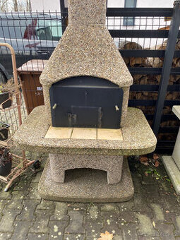 Zahradní betonový krb Norman Atlas s uzením