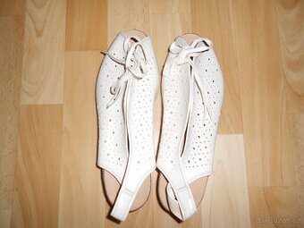 Boty pro ženy do práce.