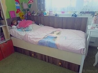 Postel tmavá 90x200 od truhláře
