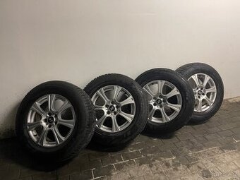 Sada zimní pneu 235/65/R17