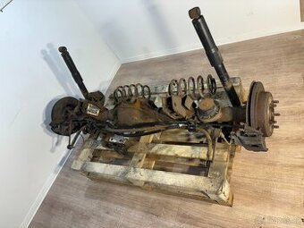 // Zadní náprava Jeep WK/WH III 3.0CRD //