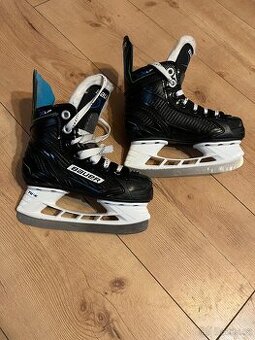 Dětské hokejové brusle Bauer