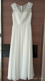 Svatební / společenské šaty