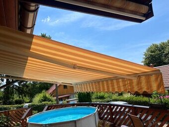 Kazetová markýza s motorem Somfy dálkové ovládání