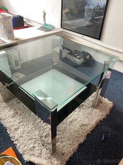 Konferenční stolek