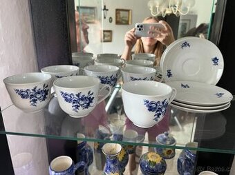 porcelán, keramika sady hrnečků, talířků, váz