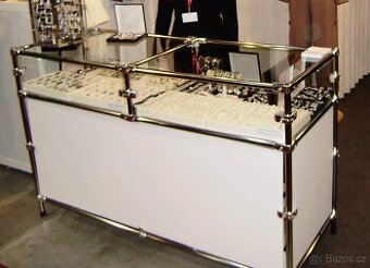 Kovová konstrukce skříně / prodejního pultu 150 cm