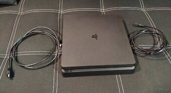 PS4 Slim 2TB
