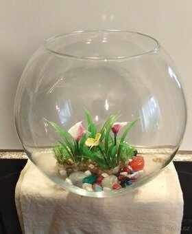 Prodám akvárium skleněná koule 7,5 L