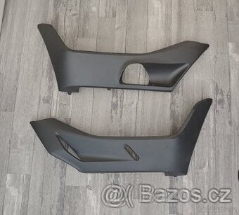 Levý a Pravý boční spodní plast Honda PCX 18-20
