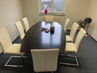 Konferencni stul pro 8 lidi