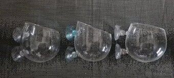 Akv.akrylový květináč s přísavkami