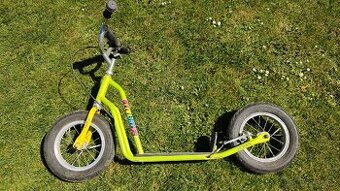 Dětská koloběžka Yedoo Čtyřlístek Mini Bobík zelená
