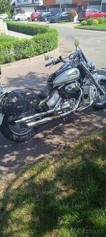 Suzuki VL 800