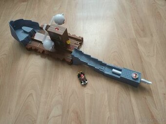 Hot Wheels Mario Kart Boo's Spooky Sprint