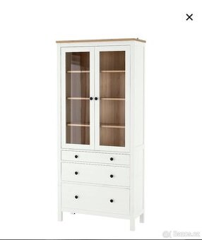 Vitrína IKEA Hemnes