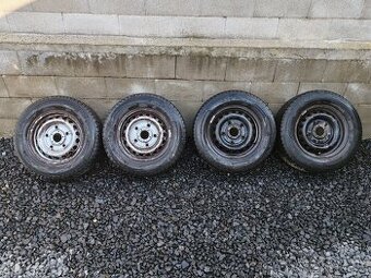 Plechová kola Ford 5x160 R15 Celoroční gumy 215/65 15C