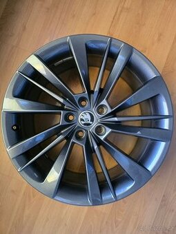 Originální alu disky Škoda Superb 3 R19