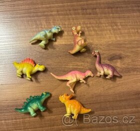 Figurky, malí dinosauři