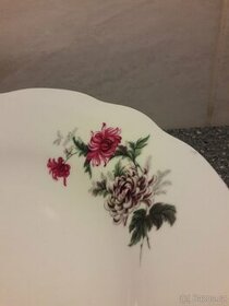 Hluboký talíř s chryzantémami (444) - 1